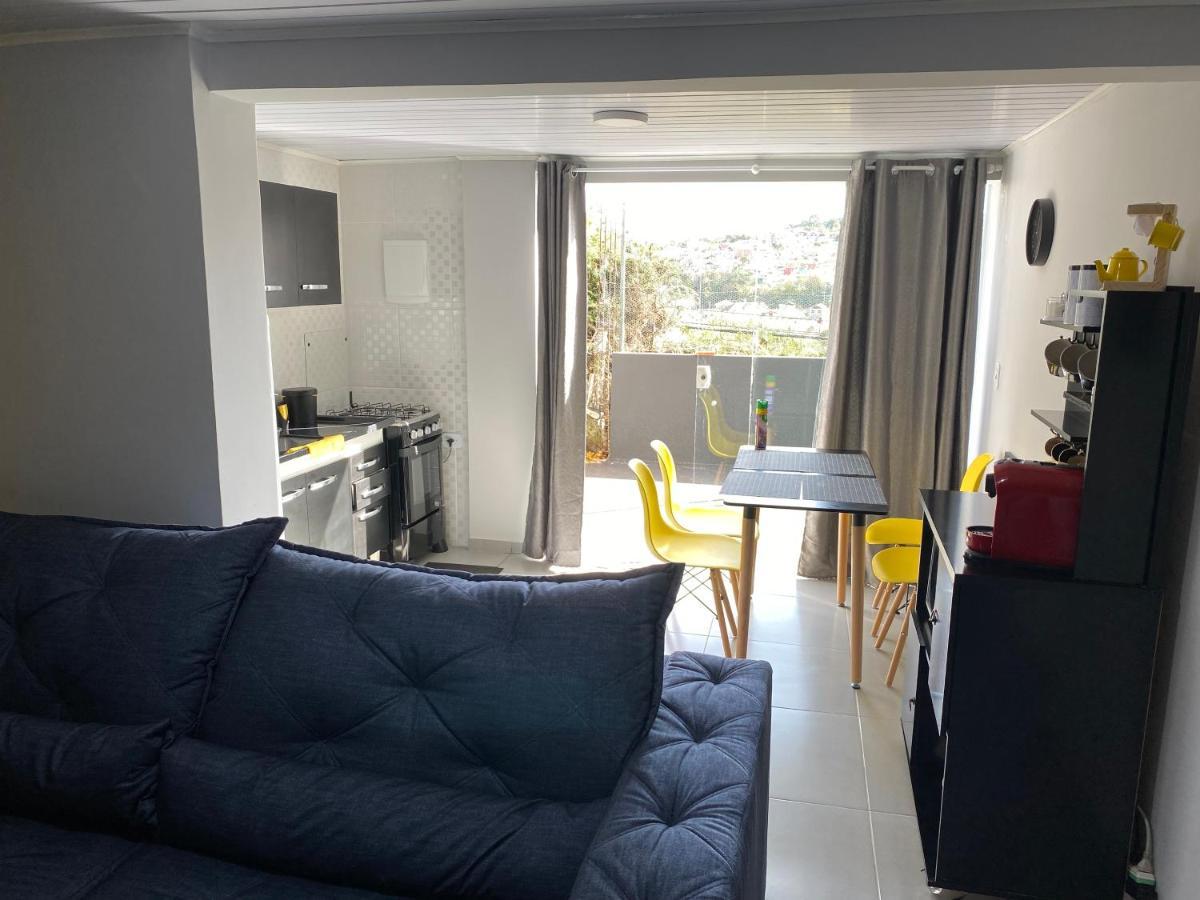 Kitnet Aconchegante Em Bairro Nobre Bem Localizado Appartement Campos do Jordão Buitenkant foto