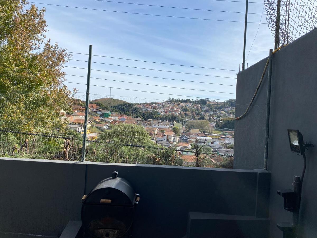 Kitnet Aconchegante Em Bairro Nobre Bem Localizado Appartement Campos do Jordão Buitenkant foto